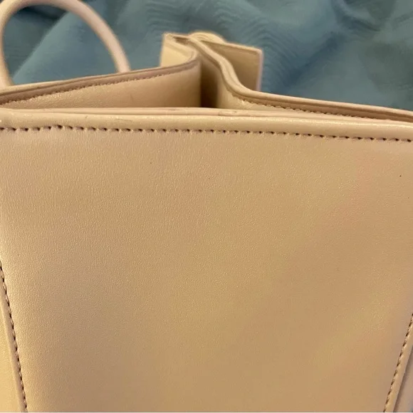 Alpha Kappa Alpha Deluxe Jumbo Luxury Purse - Picture 7 of 7